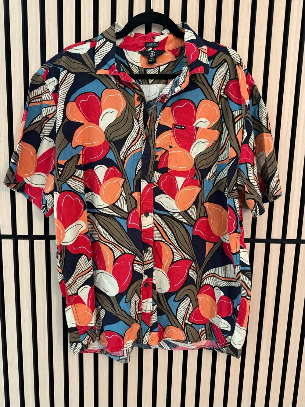 Volcom Men's Floral Short-Sleeve Shirt - Red & Orange Floral